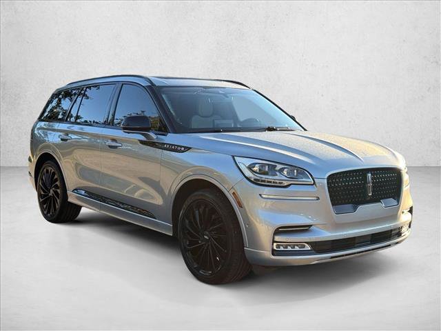 Used 2023 Lincoln Aviator Black Label w/ Jet Package AWD/4WD image 3