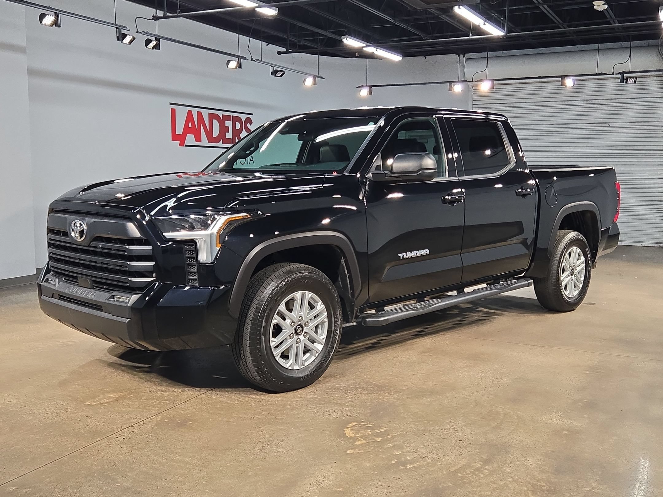 Certified 2025 Toyota Tundra SR5 w/ SR5 Premium Package AWD/4WD image 3
