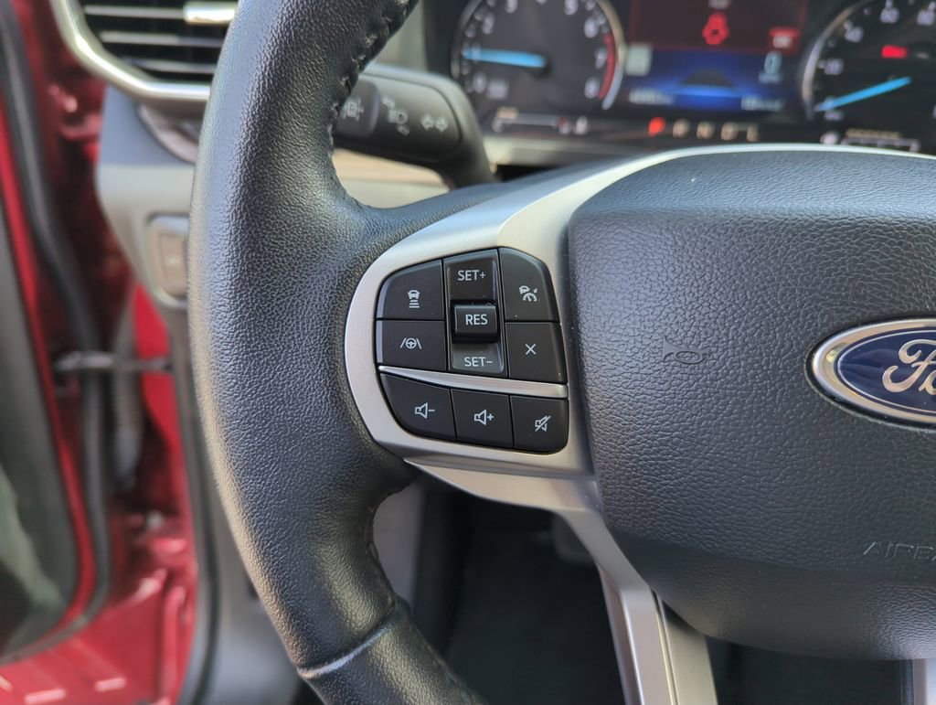 Used 2023 Ford Explorer Limited image 22