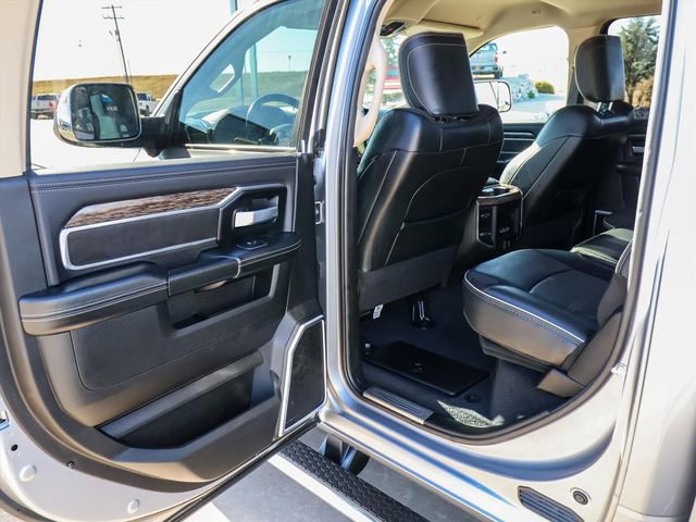 Used 2020 RAM 3500 Laramie image 34