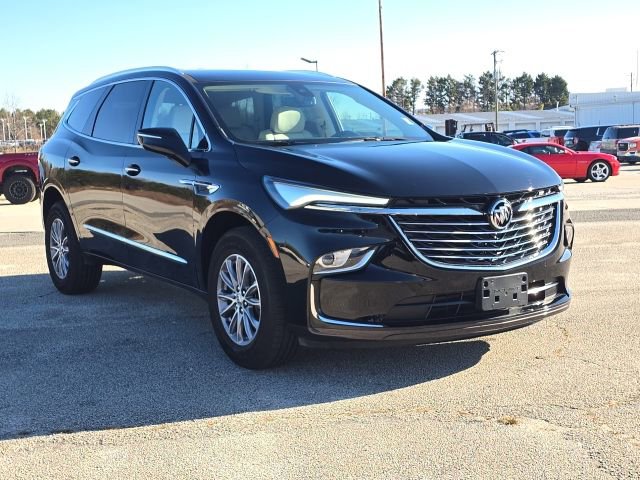 Used 2023 Buick Enclave Essence image 7