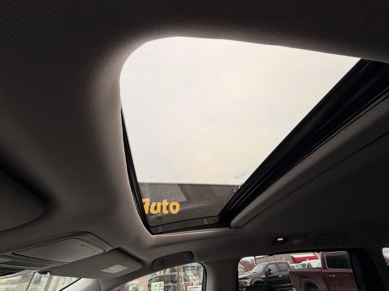 Used 2023 Honda Odyssey EX-L image 22