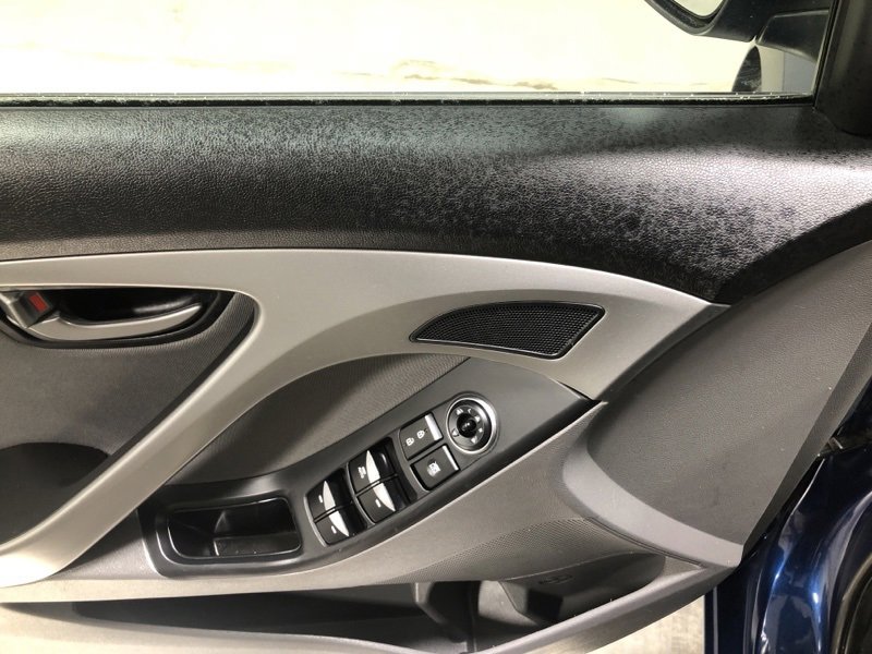 Used 2015 Hyundai Elantra SE w/ Option Group 02 image 19