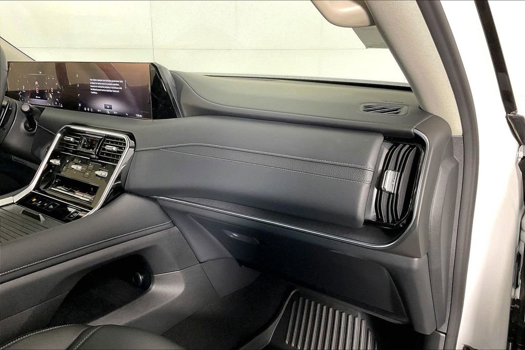 New 2026 Nissan Armada SV RWD image 18