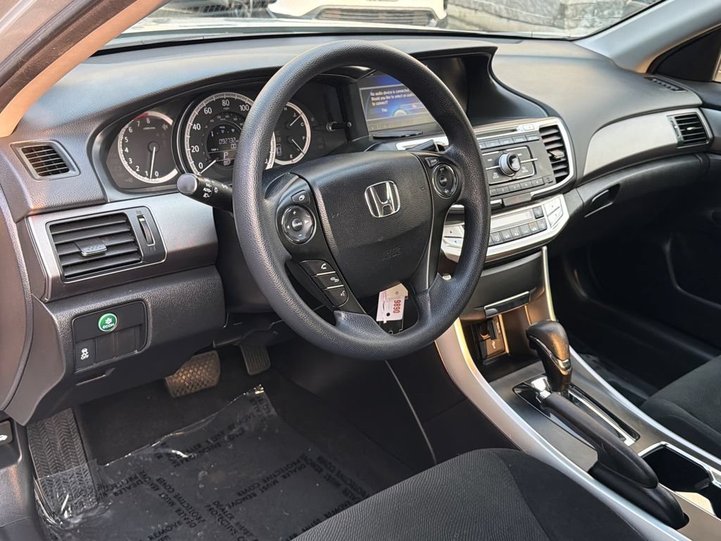 Used 2013 Honda Accord LX image 16
