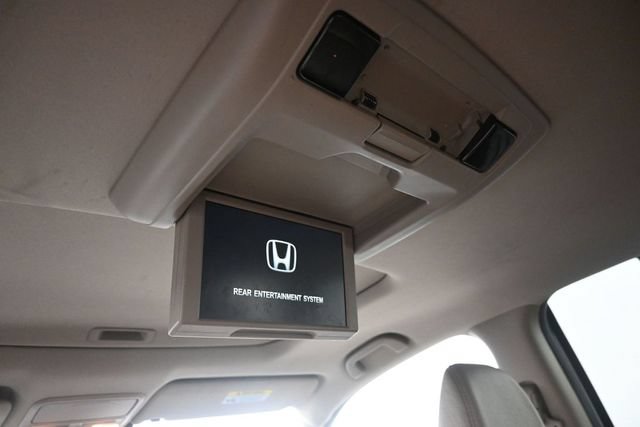 Used 2016 Honda Pilot Touring image 18