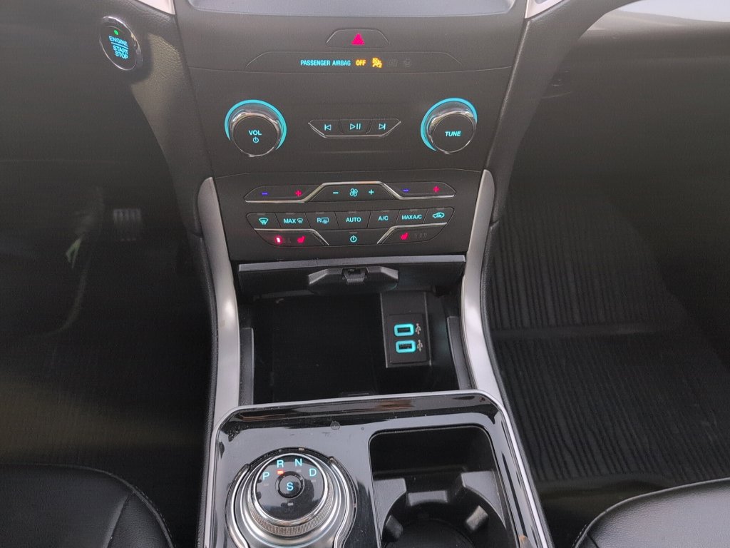 Used 2019 Ford Edge SEL w/ Equipment Group 201A AWD/4WD image 13