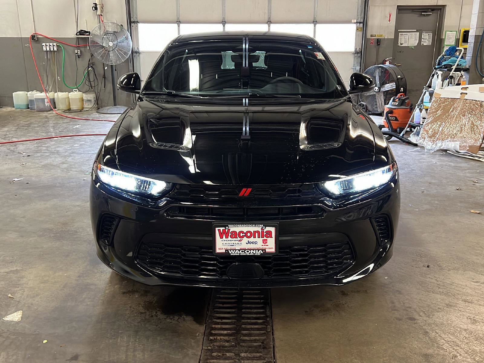 Used 2024 Dodge Hornet R/T w/ R/T Blacktop Package image 3