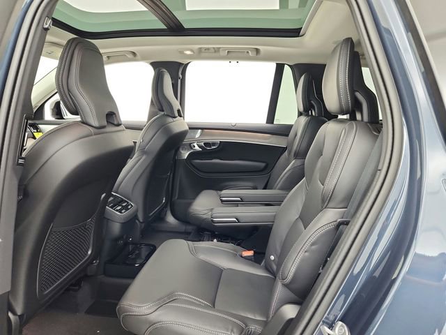 New 2026 Volvo XC90 B6 Ultra image 28
