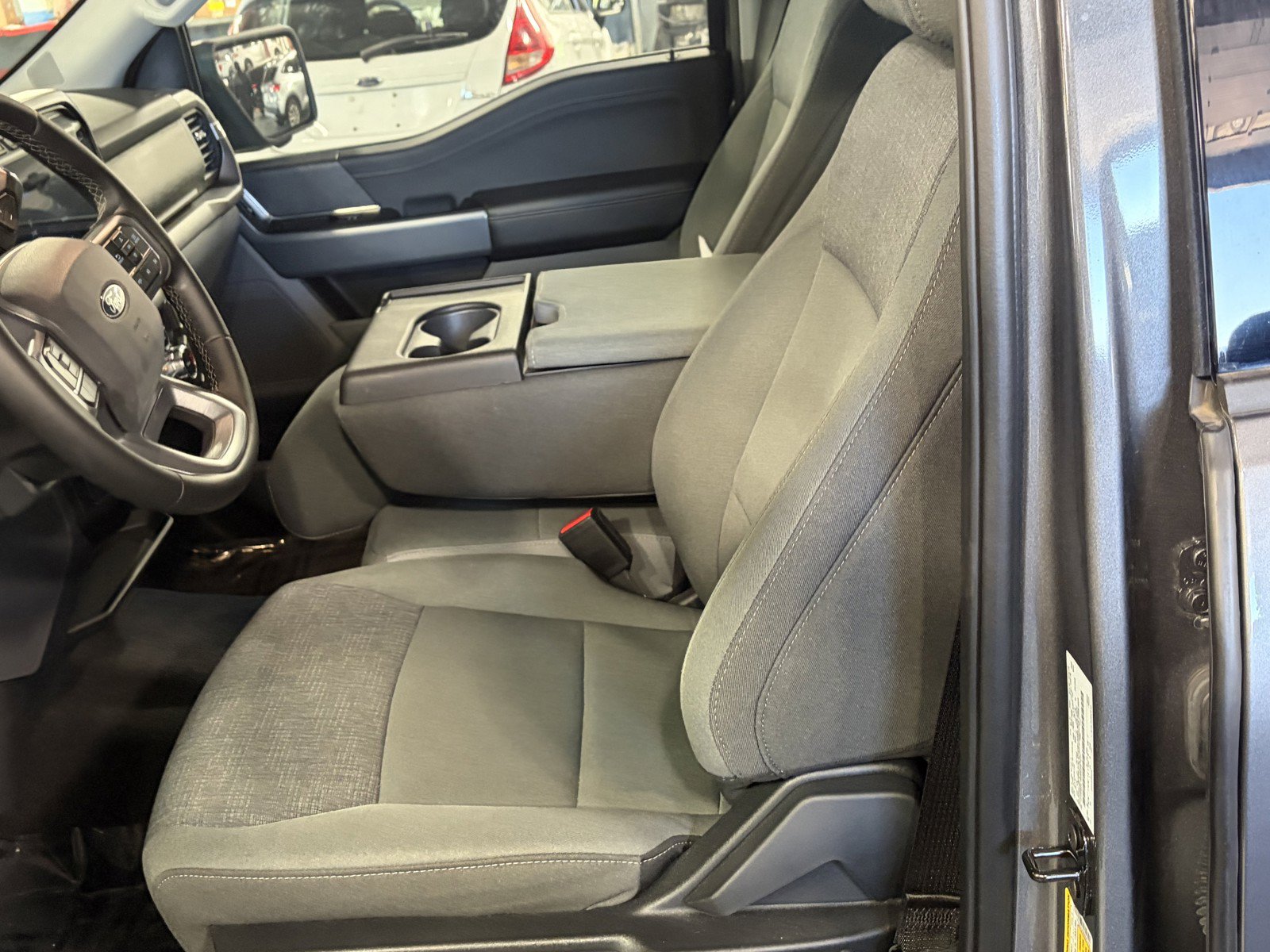 Used 2024 Ford F150 XLT AWD/4WD image 27