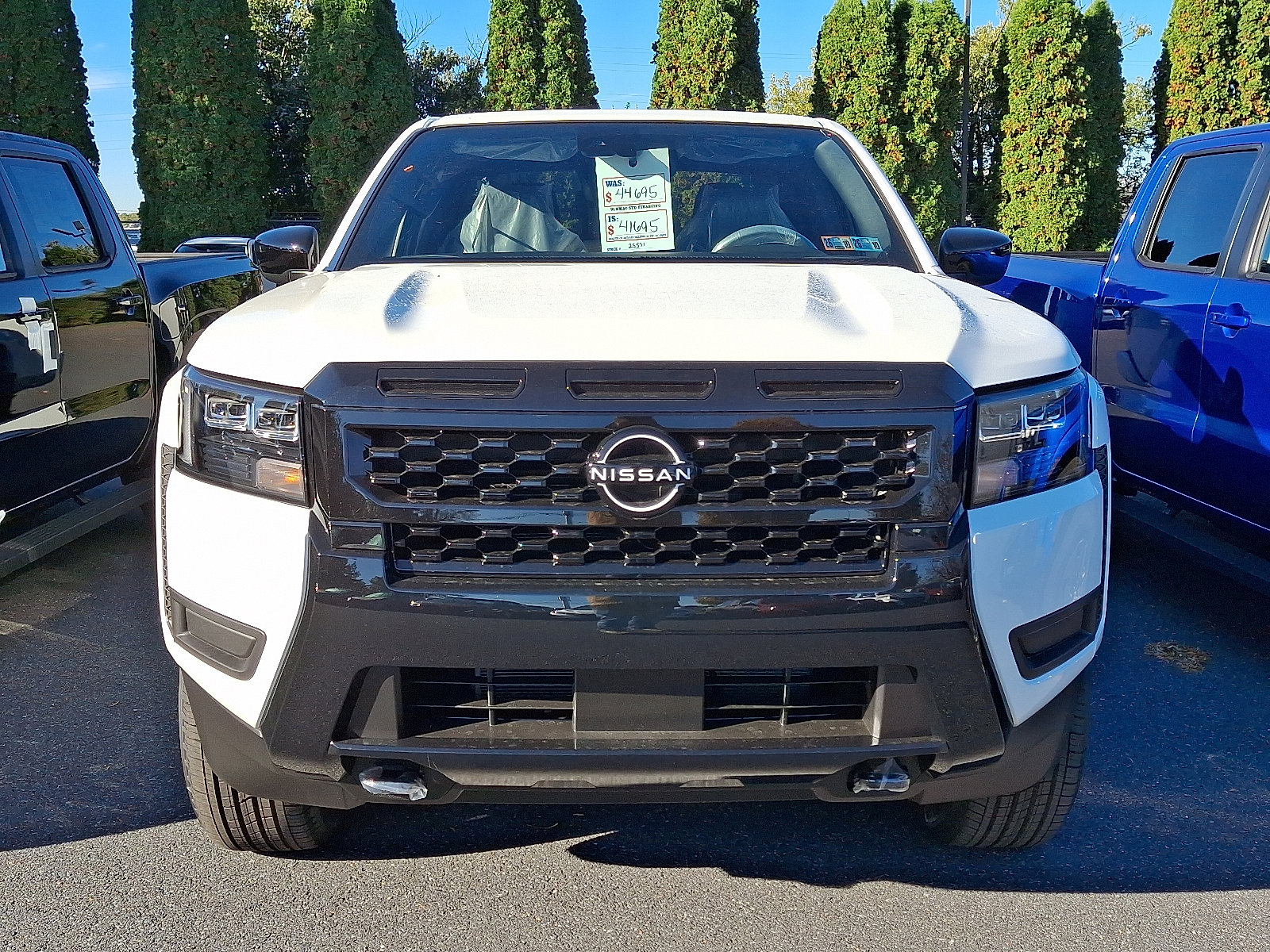 New 2026 Nissan Frontier SV w/ SV Convenience Package image 2