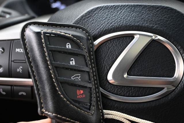 Used 2023 Lexus GX 460 Premium AWD/4WD image 34
