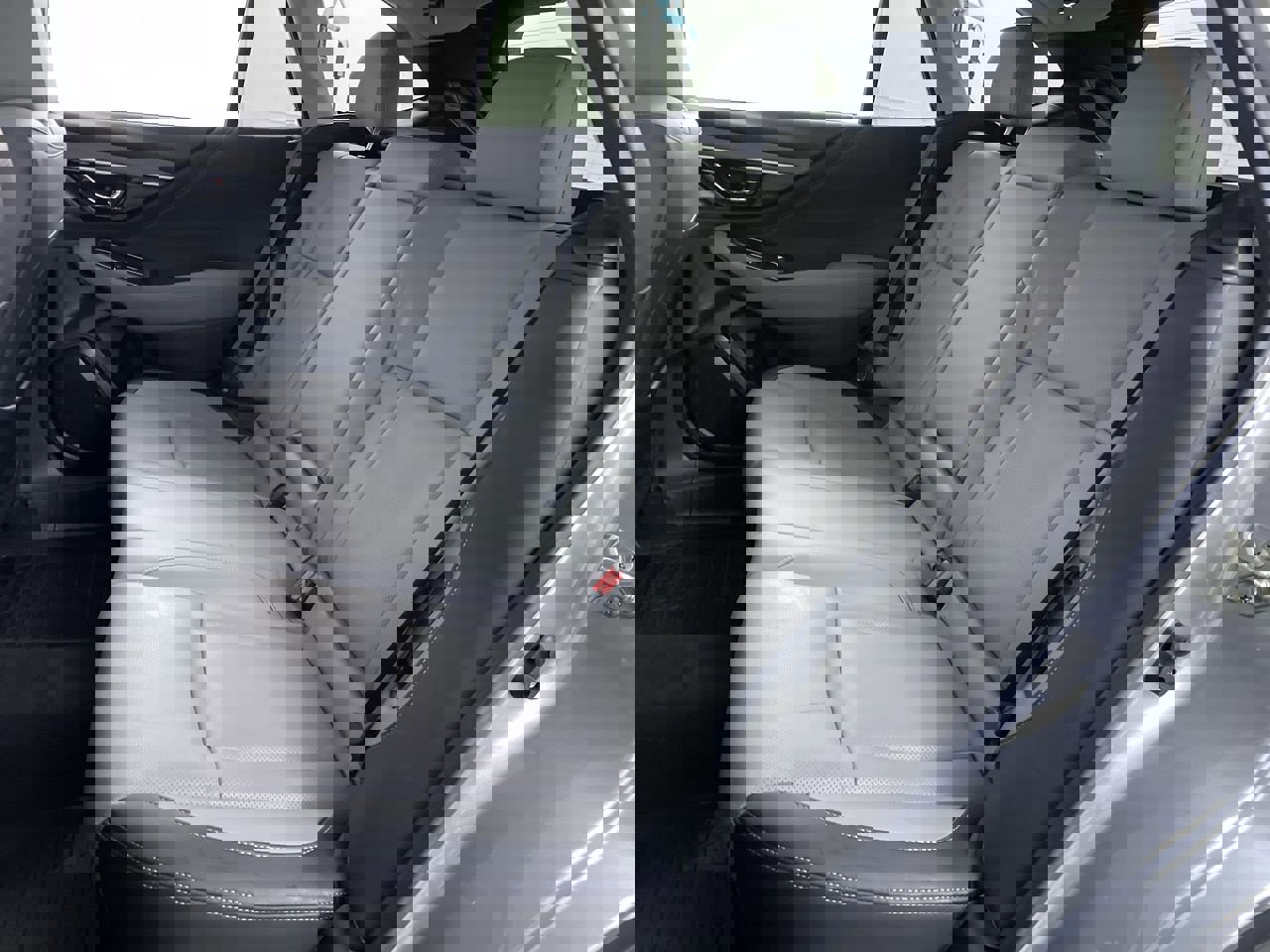 Used 2020 Subaru Outback Limited image 21