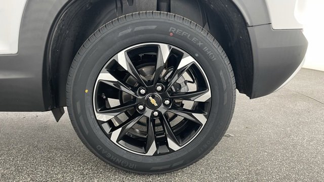 Used 2022 Chevrolet TrailBlazer LT w/ Convenience Package image 47