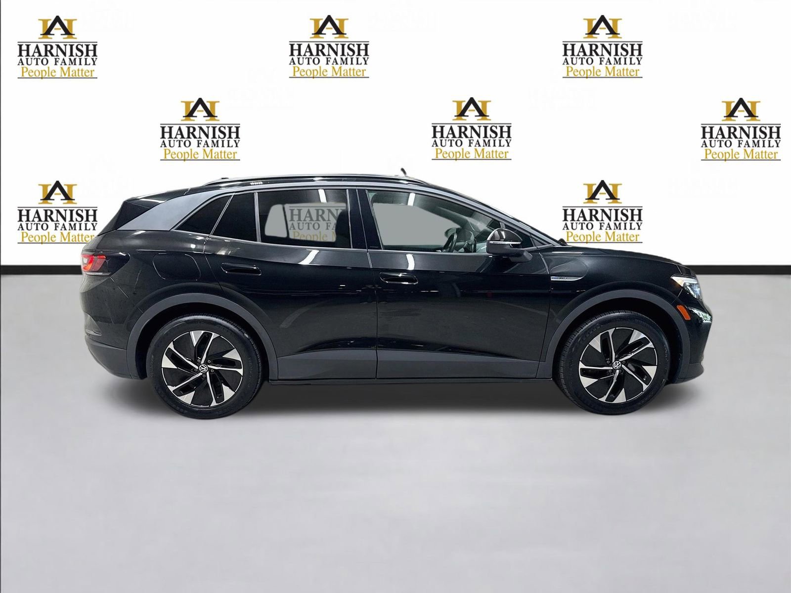 Used 2021 Volkswagen ID.4 Pro AWD/4WD image 4