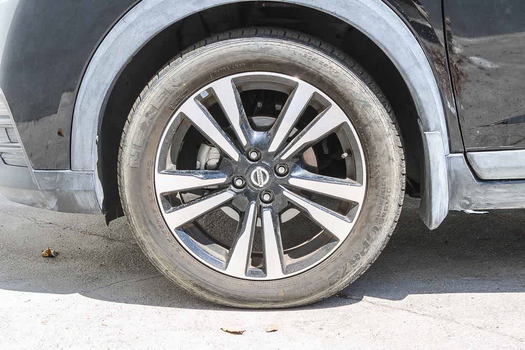 Used 2019 Nissan Kicks SV FWD image 9