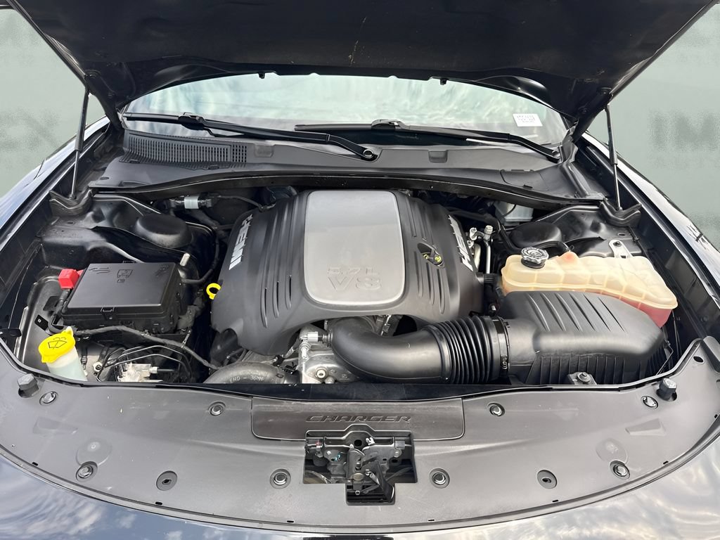 Used 2019 Dodge Charger R/T w/ Plus Group RWD image 23