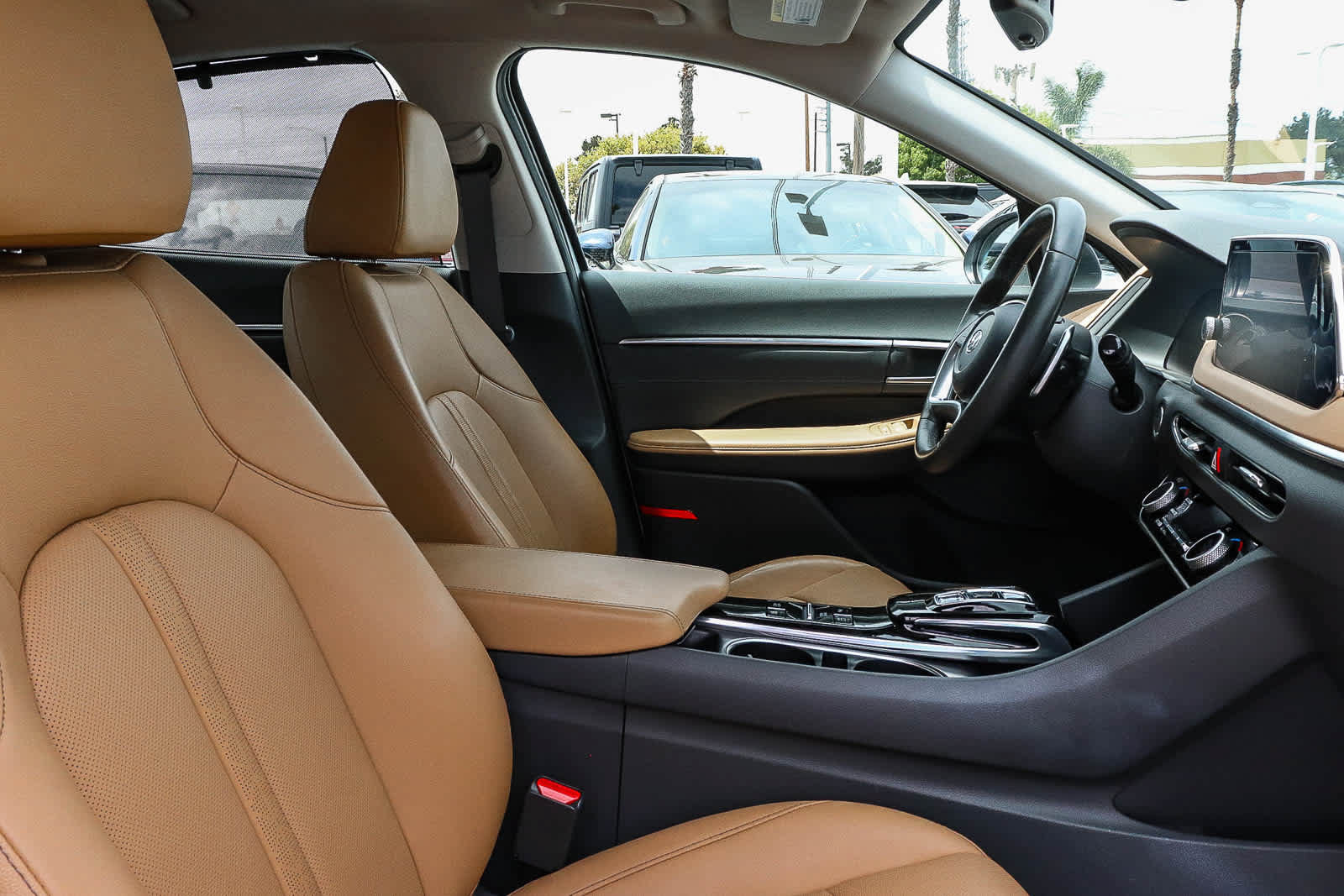 Used 2022 Hyundai Sonata Limited w/ Cargo Package FWD image 28
