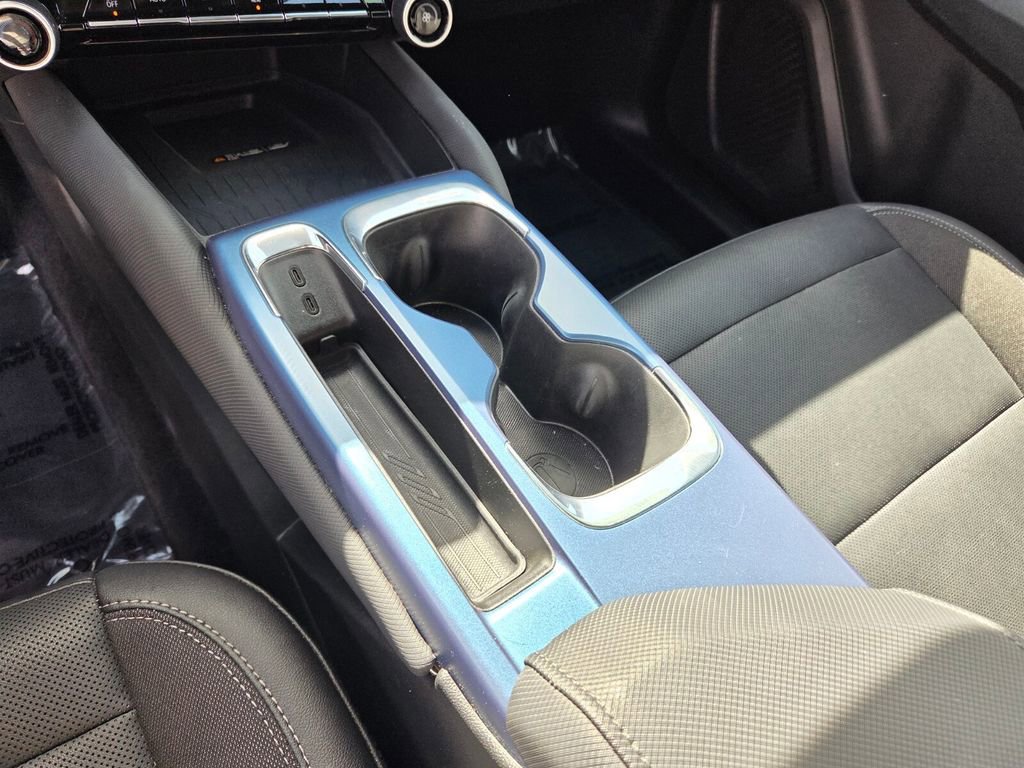 Certified 2025 Chevrolet Equinox EV LT w/ Convenience Package image 25