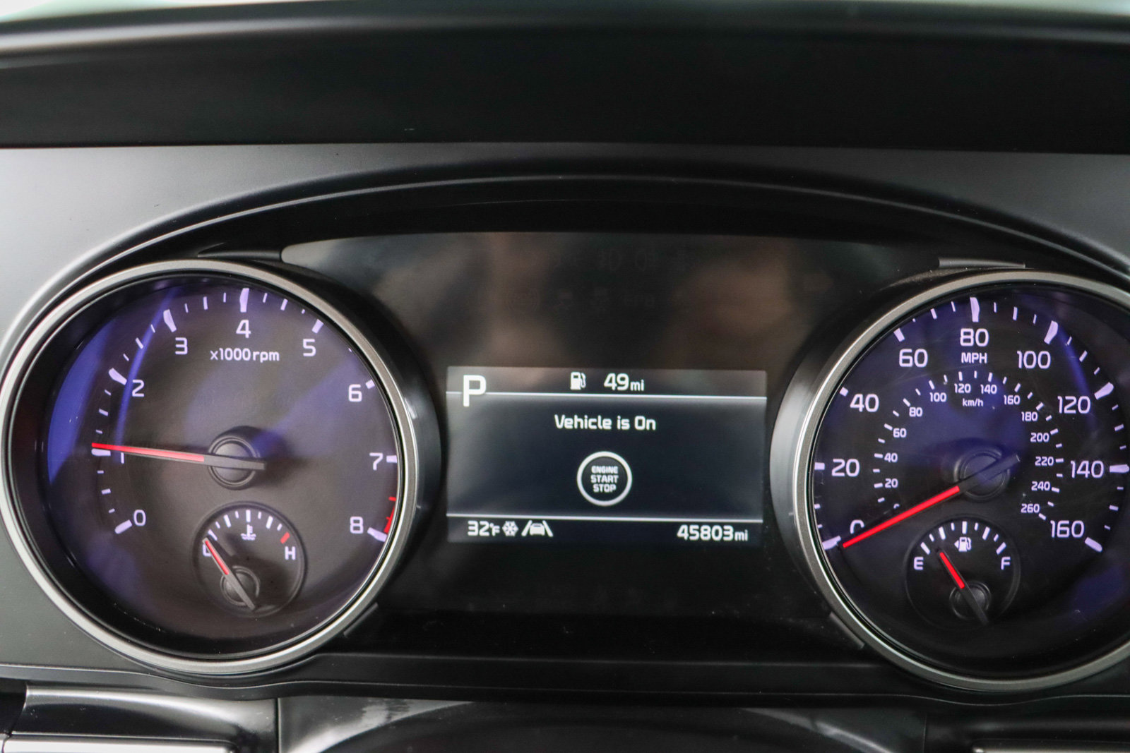 Used 2024 Kia Carnival LX image 15