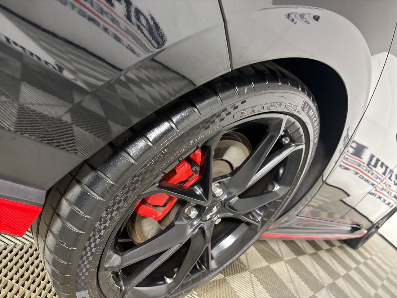 Used 2025 Hyundai Elantra N image 30