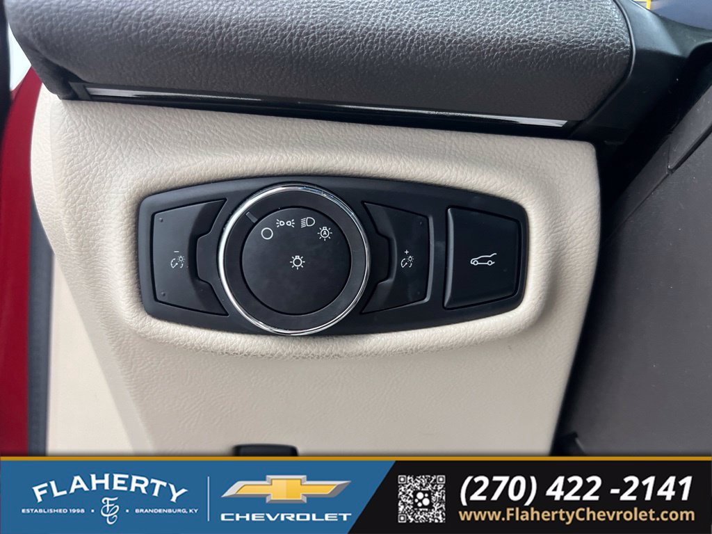 Used 2016 Lincoln MKZ w/ Equipment Group 300A Reserve FWD image 23
