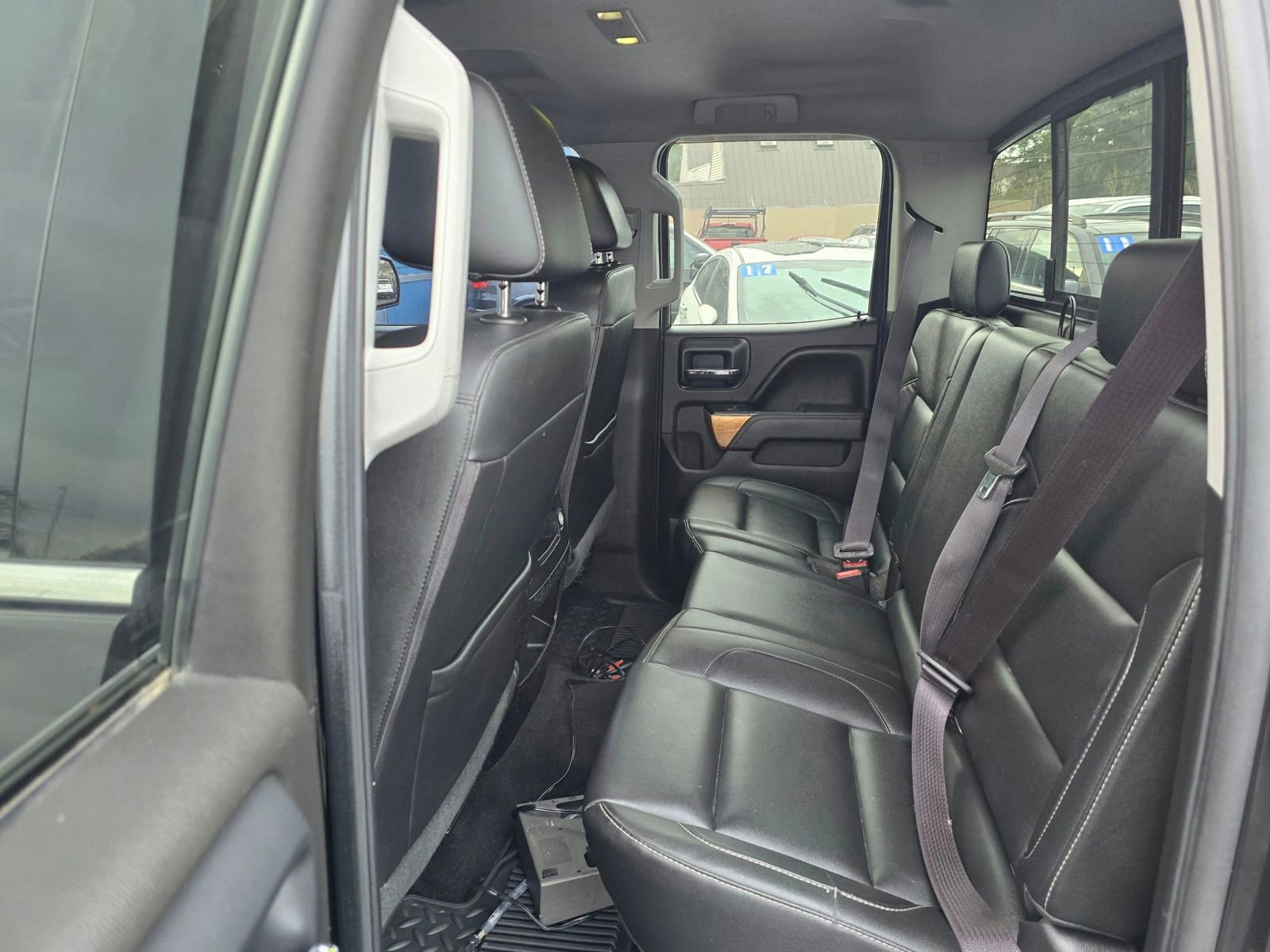Used 2016 Chevrolet Silverado 1500 LTZ AWD/4WD image 17