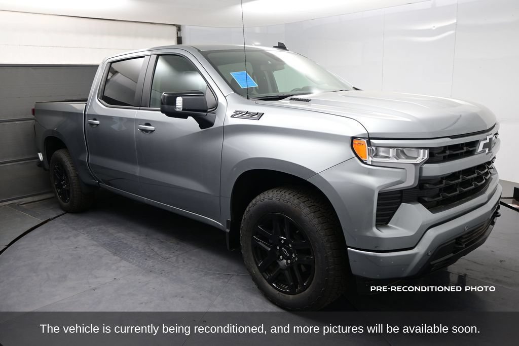 Used 2026 Chevrolet Silverado 1500 RST AWD/4WD image 3