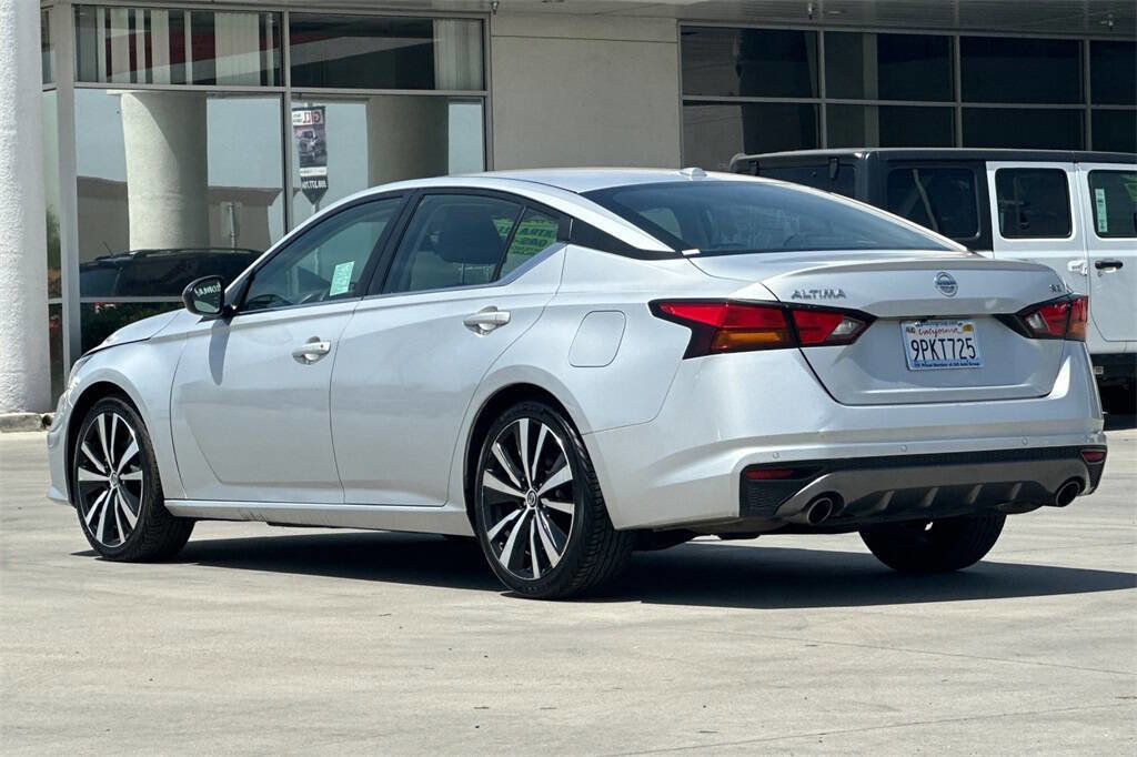 Used 2022 Nissan Altima 2.5 SR image 4