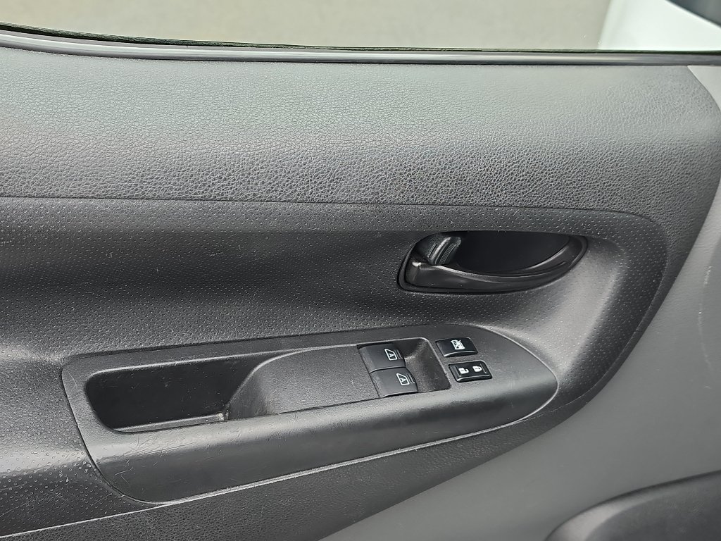Used 2021 Nissan NV200 S w/ Back Door Glass Package FWD image 13