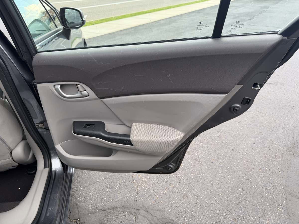 Used 2012 Honda Civic LX image 16
