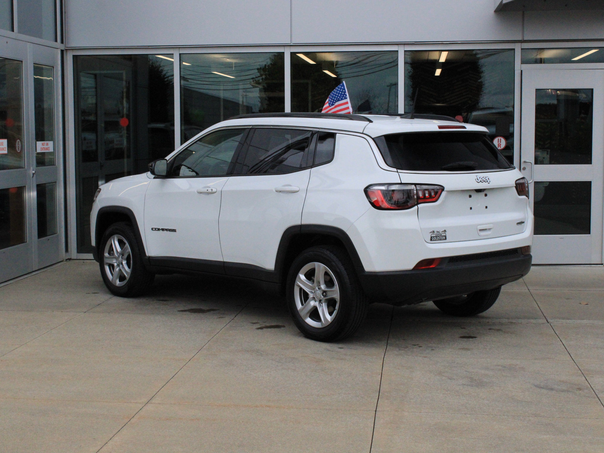Certified 2023 Jeep Compass Latitude w/ Convenience Group AWD/4WD image 8