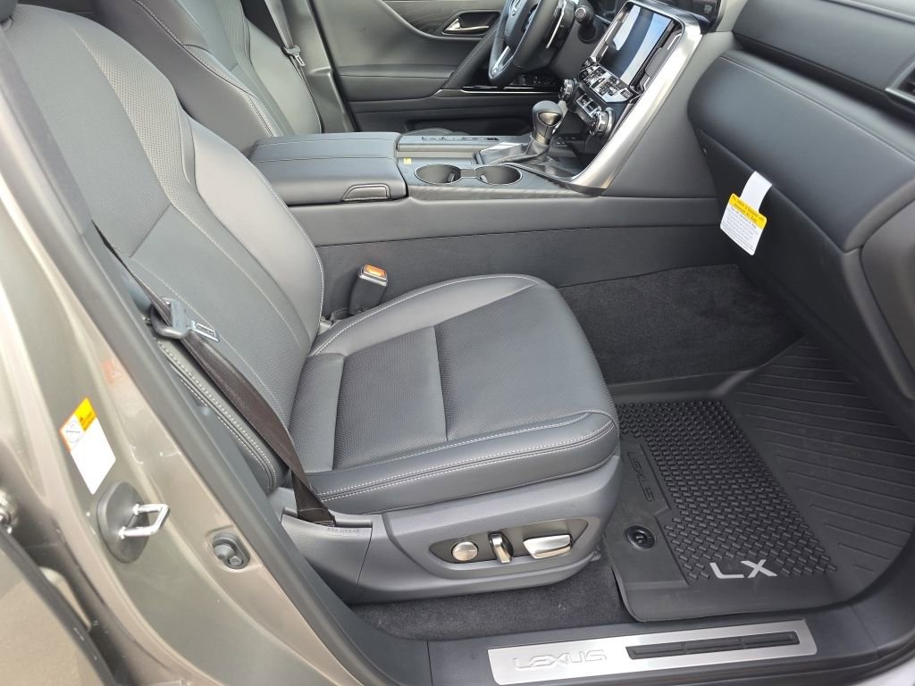 New 2025 Lexus LX 600 4WD w/ Interior Upgrade Package image 14