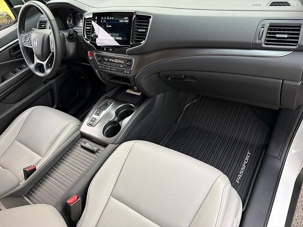 Used 2023 Honda Passport EX-L image 29
