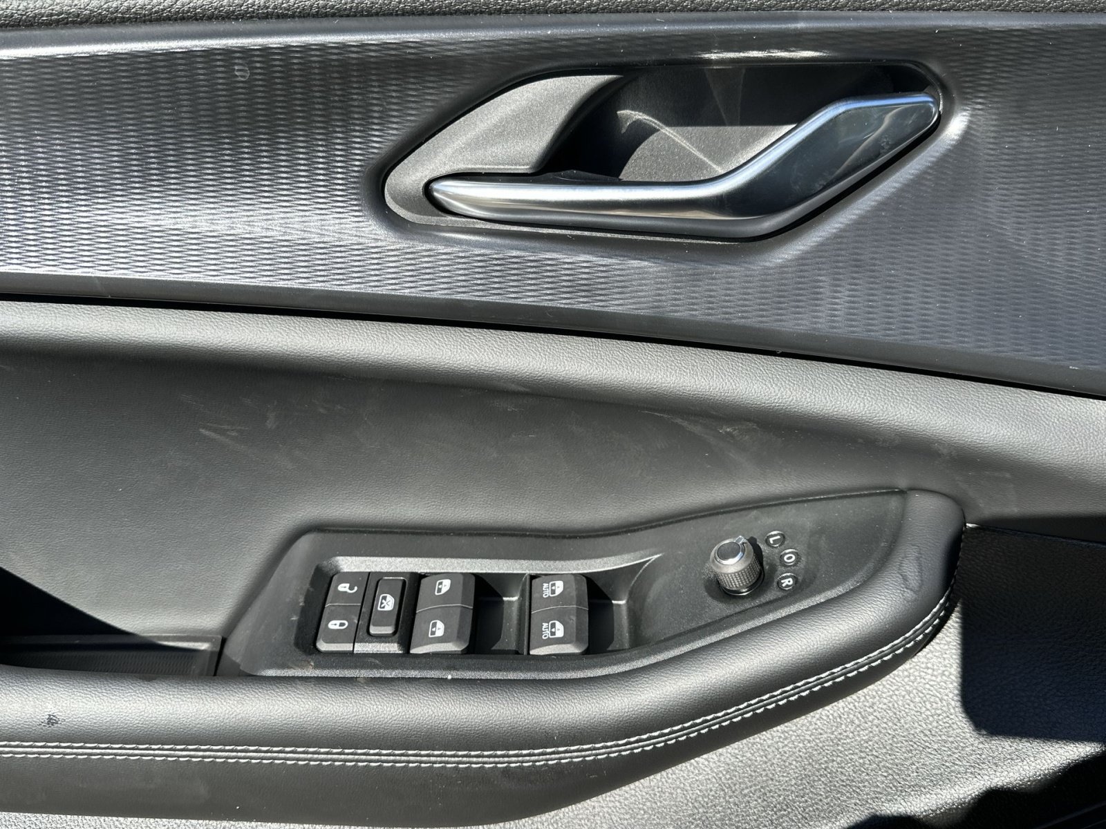 New 2025 Jeep Grand Cherokee L Altitude AWD/4WD image 15