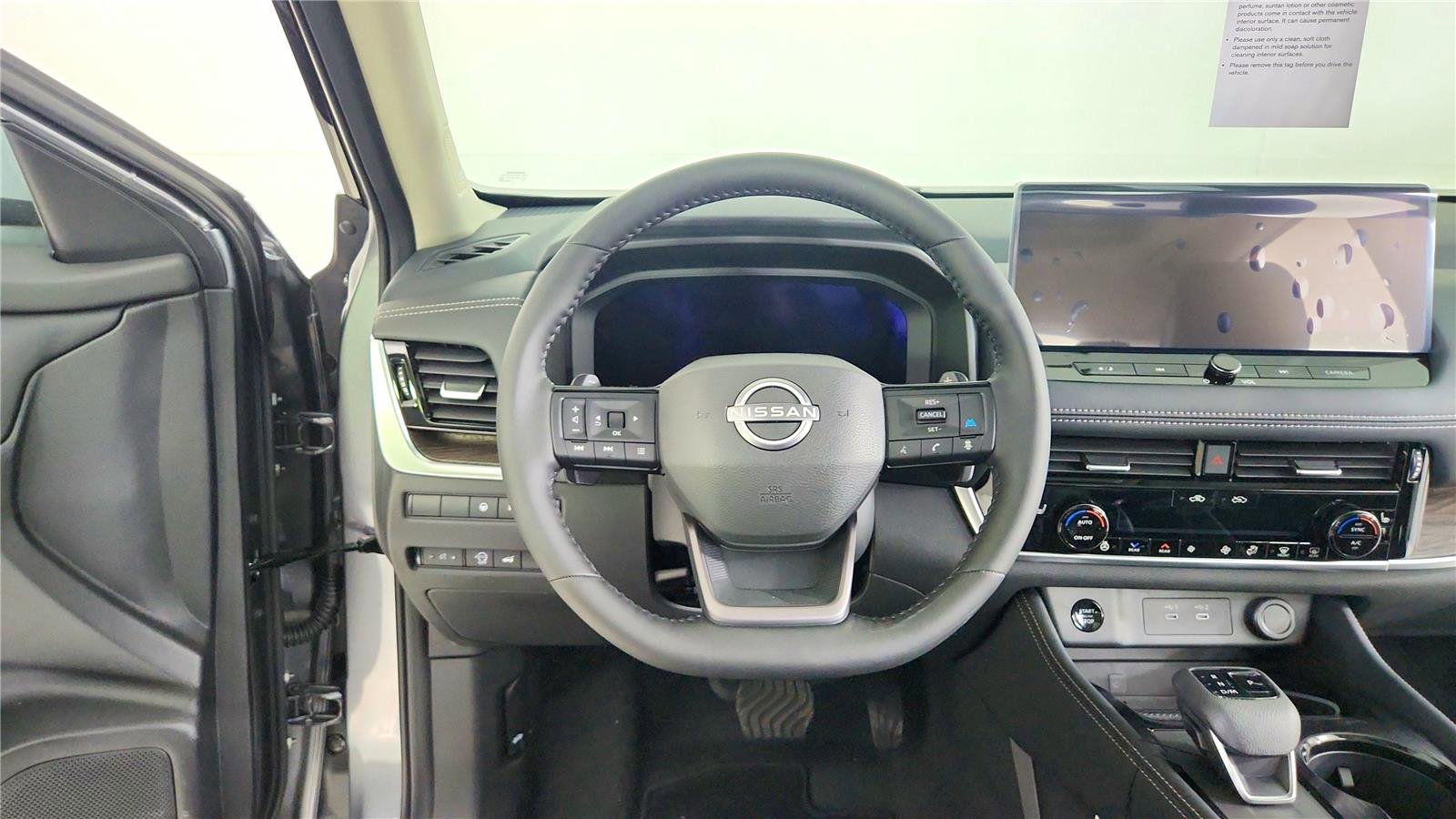 New 2026 Nissan Rogue Platinum w/ Platinum Premium Package image 33