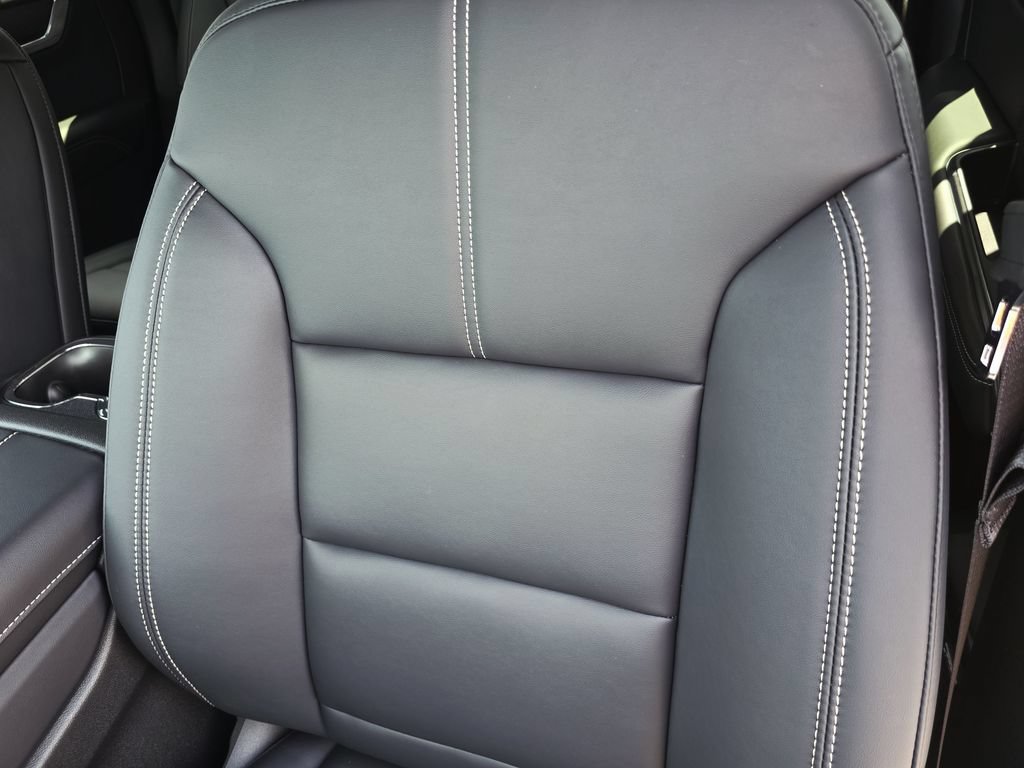 New 2027 GMC Acadia Elevation w/ Black Edition FWD image 11