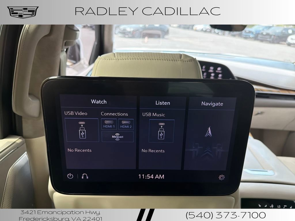 Used 2021 Cadillac Escalade Sport Platinum AWD/4WD image 13