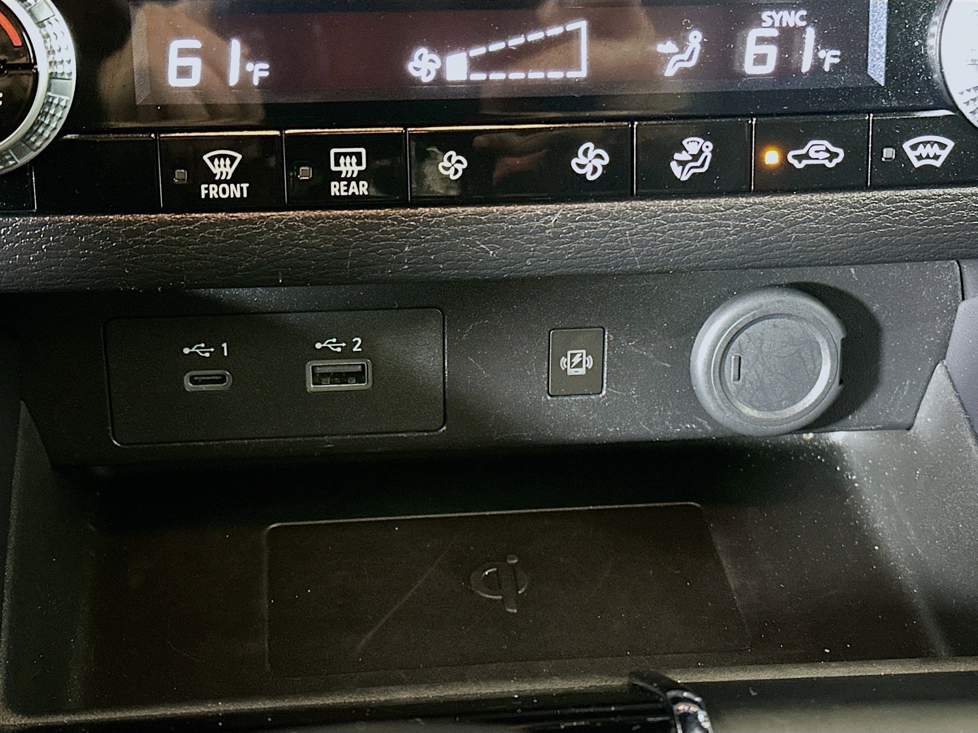 Used 2024 Mitsubishi Outlander SE image 26