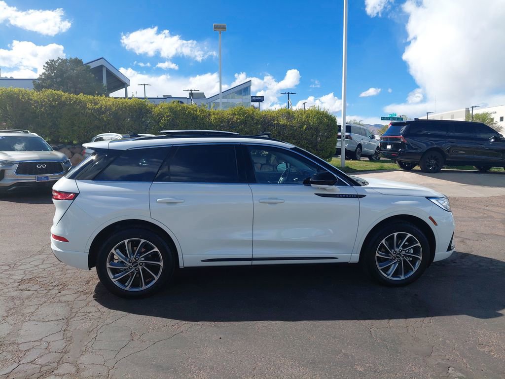 New 2026 Lincoln Corsair Grand Touring AWD/4WD image 9