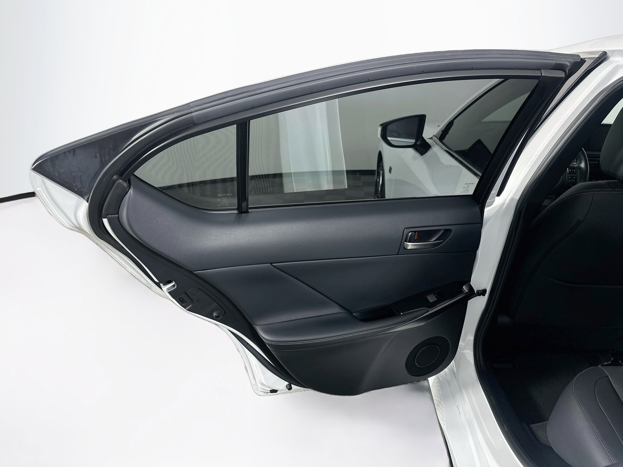 Used 2025 Lexus IS 350 F Sport RWD image 28