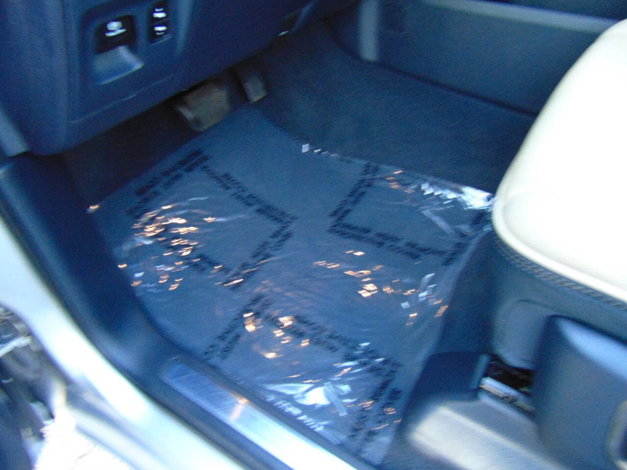 Used 2019 RAM 1500 Limited w/ Advanced Safety Group image 6