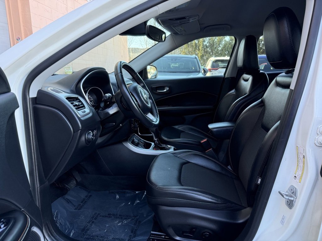 Used 2019 Jeep Compass Latitude w/ Popular Equipment Group image 10