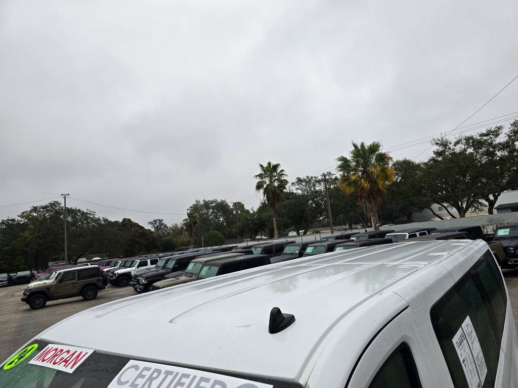 Used 2024 Ford Transit 350 XLT image 12