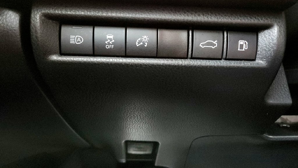 Certified 2025 Toyota Camry SE w/ Convenience Package AWD/4WD image 32