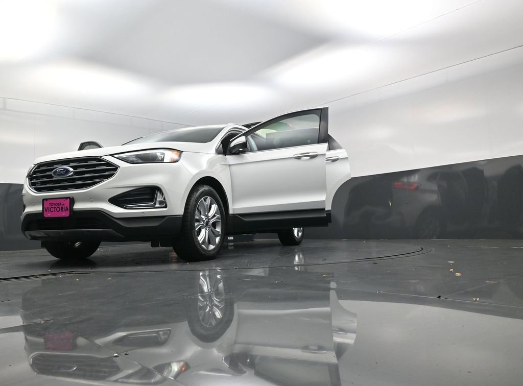Used 2022 Ford Edge Titanium image 27