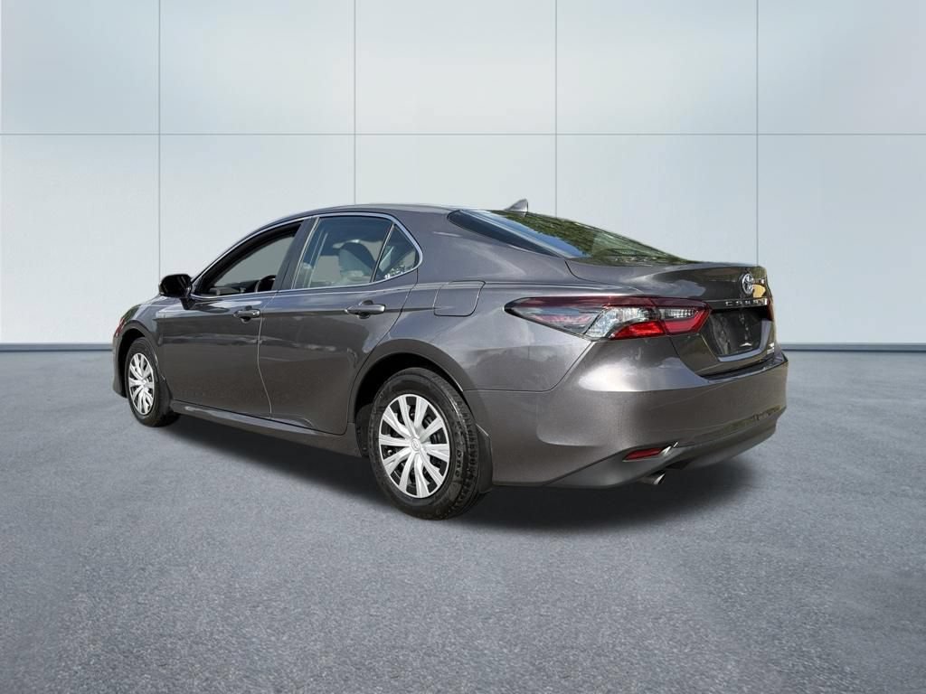 Used 2024 Toyota Camry LE w/ Cold Weather Package FWD image 7