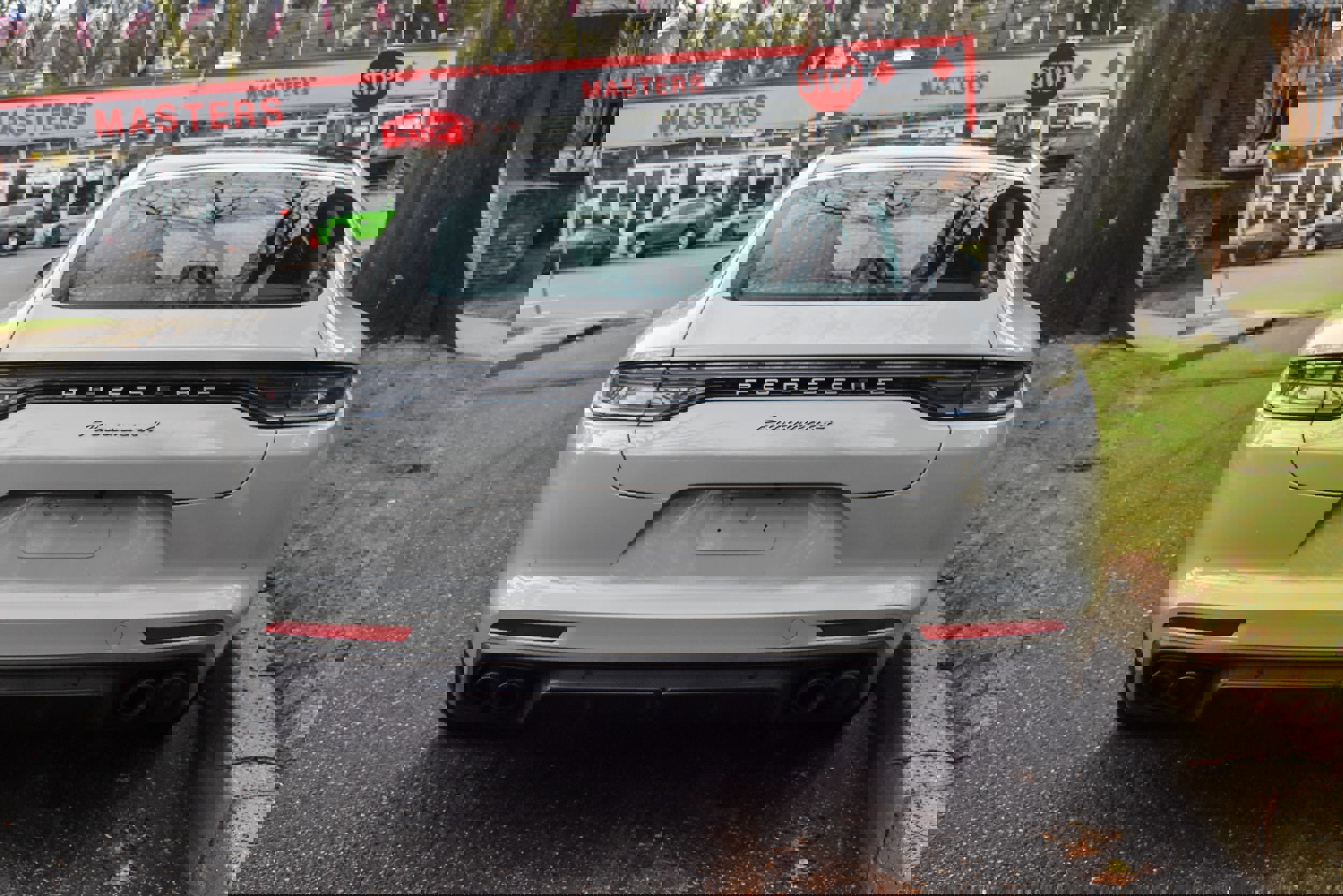 Used 2023 Porsche Panamera 4 Platinum Edition image 7