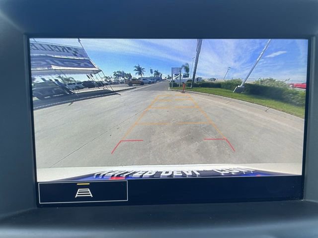 Used 2023 GMC Terrain SLT image 14