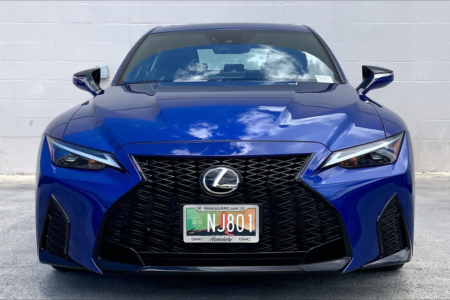 Used 2023 Lexus IS 500 RWD image 6